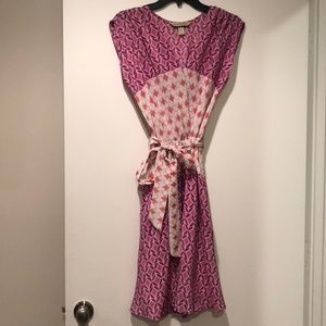 Silk-like patterned dress